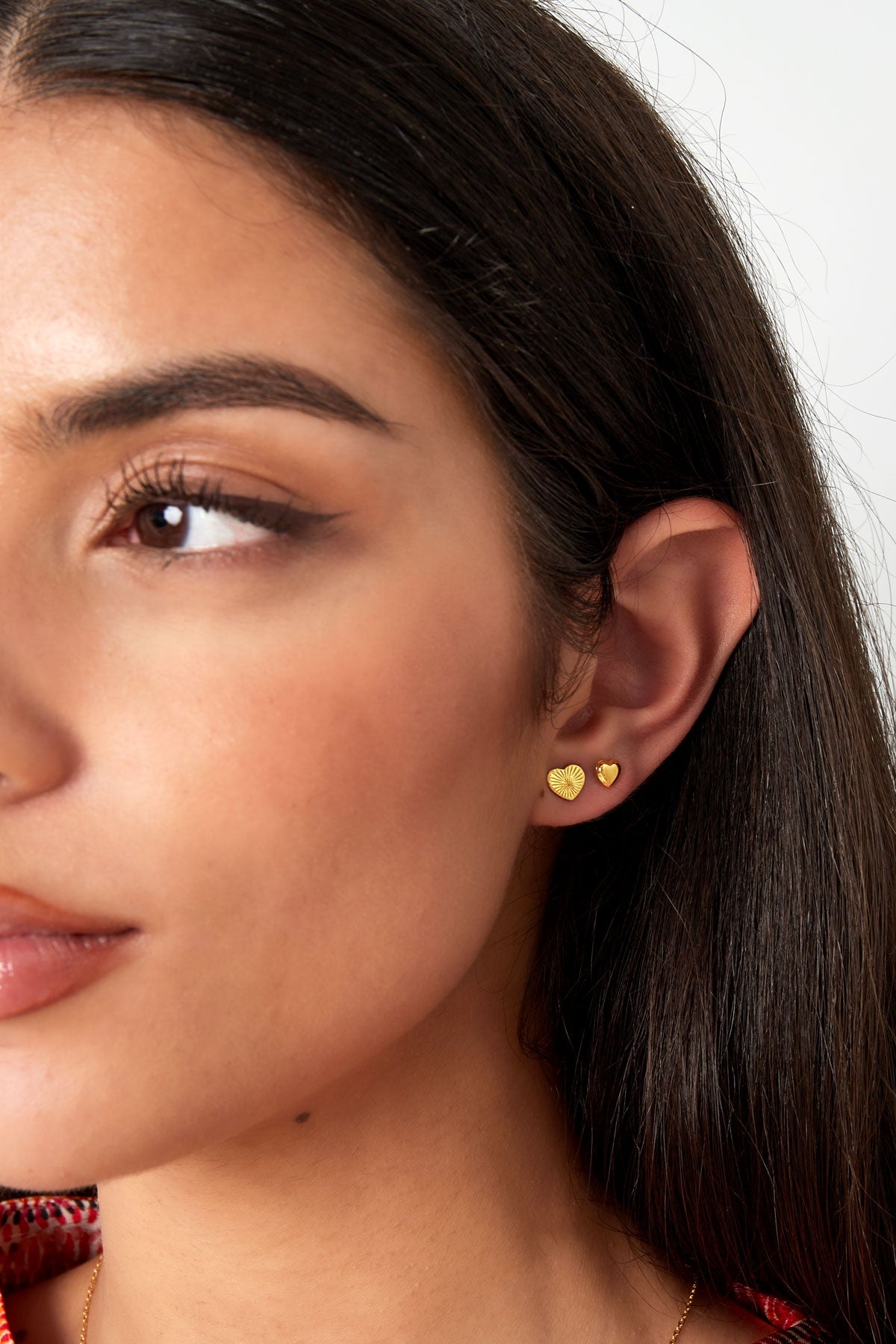 Ohrstecker Herzrelief - 925er Silber