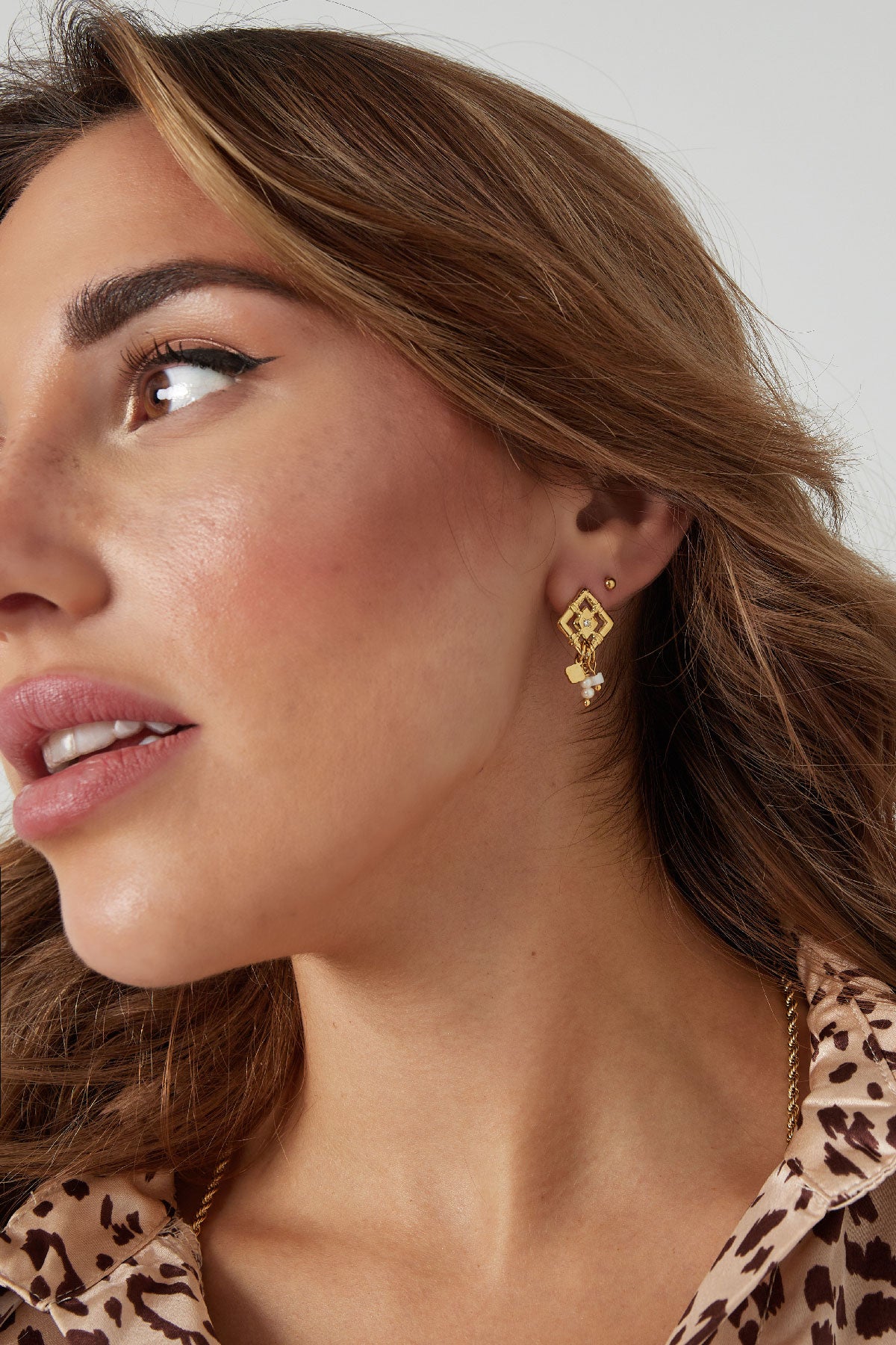 Mila Earrings